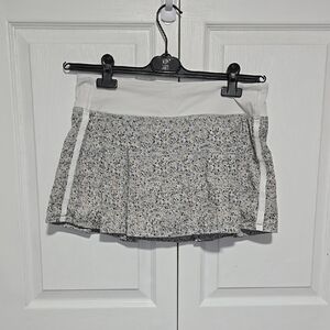 lululemon athletica White and Gray Skort